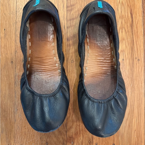 Tieks Black Flats - Picture 2 of 4